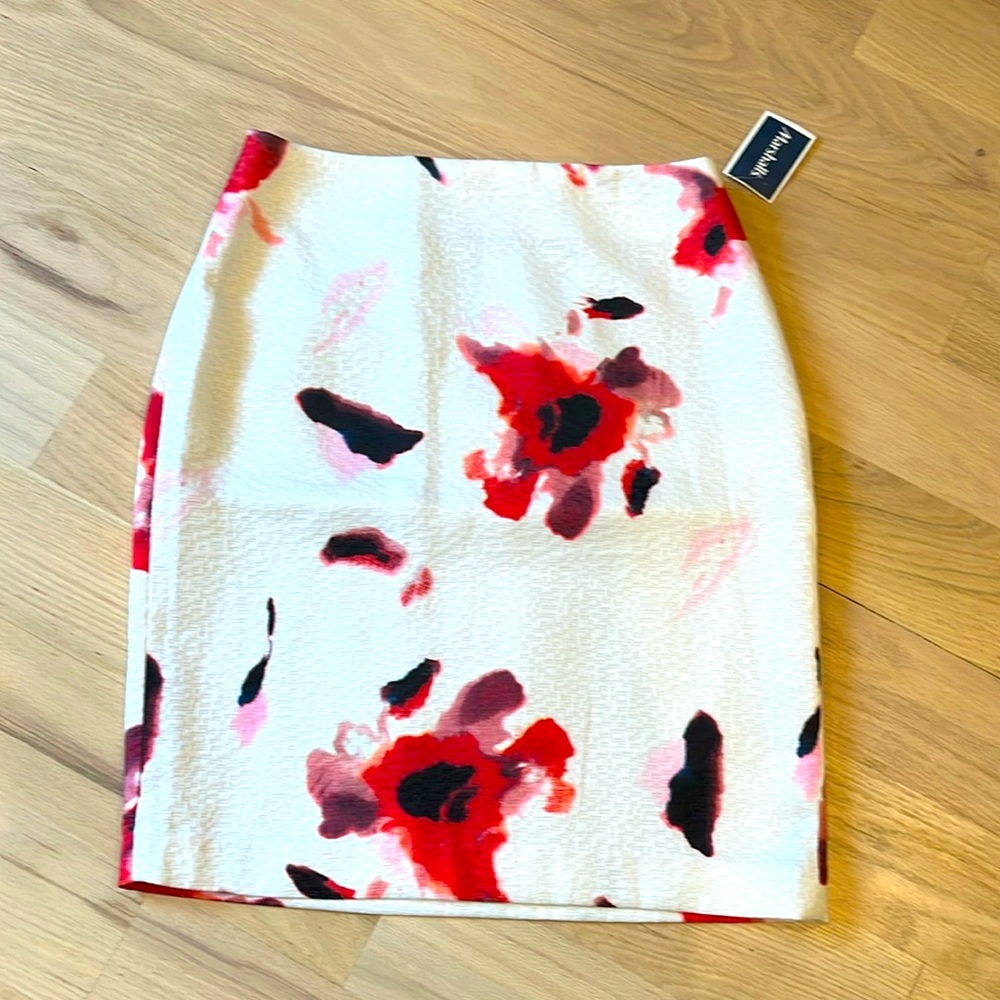 Philosophy pencil skirt. Size 6.
